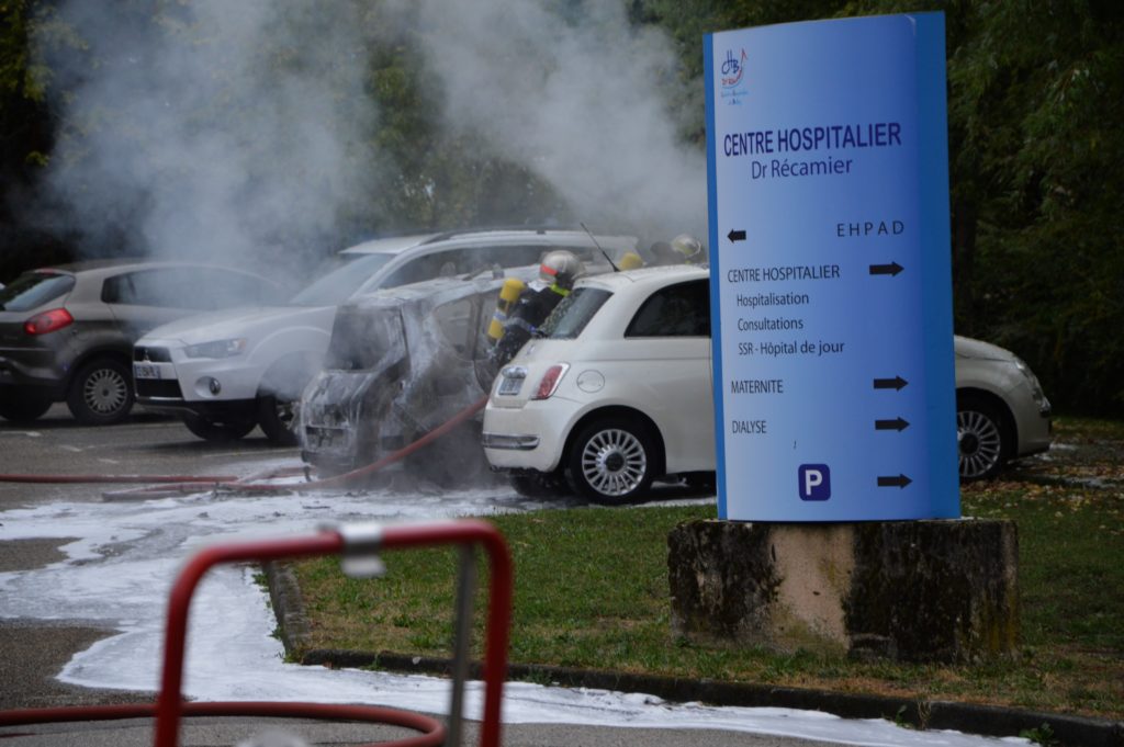 belley-incendie-voiture-ballad-et-vous