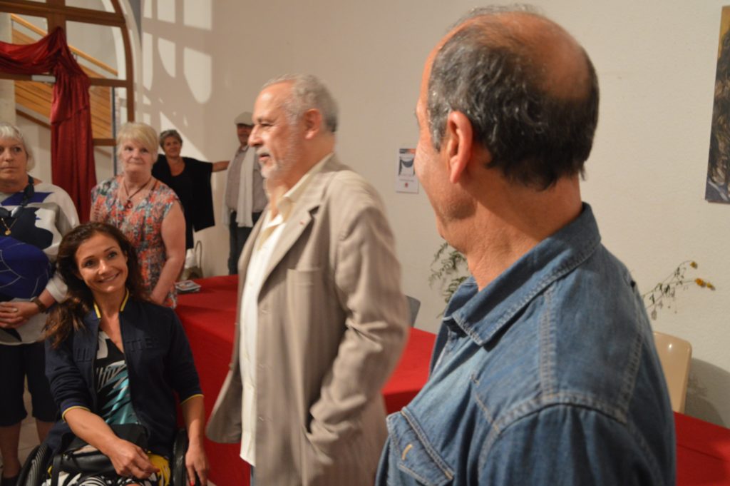 Dorine en compagnie de Francis Perrin et de Mr Argenti maire d'Hauteville
