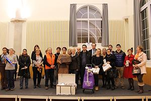 es gagnants et commerçants lors de la remise des lots des actions commerciales de l’Ucab.