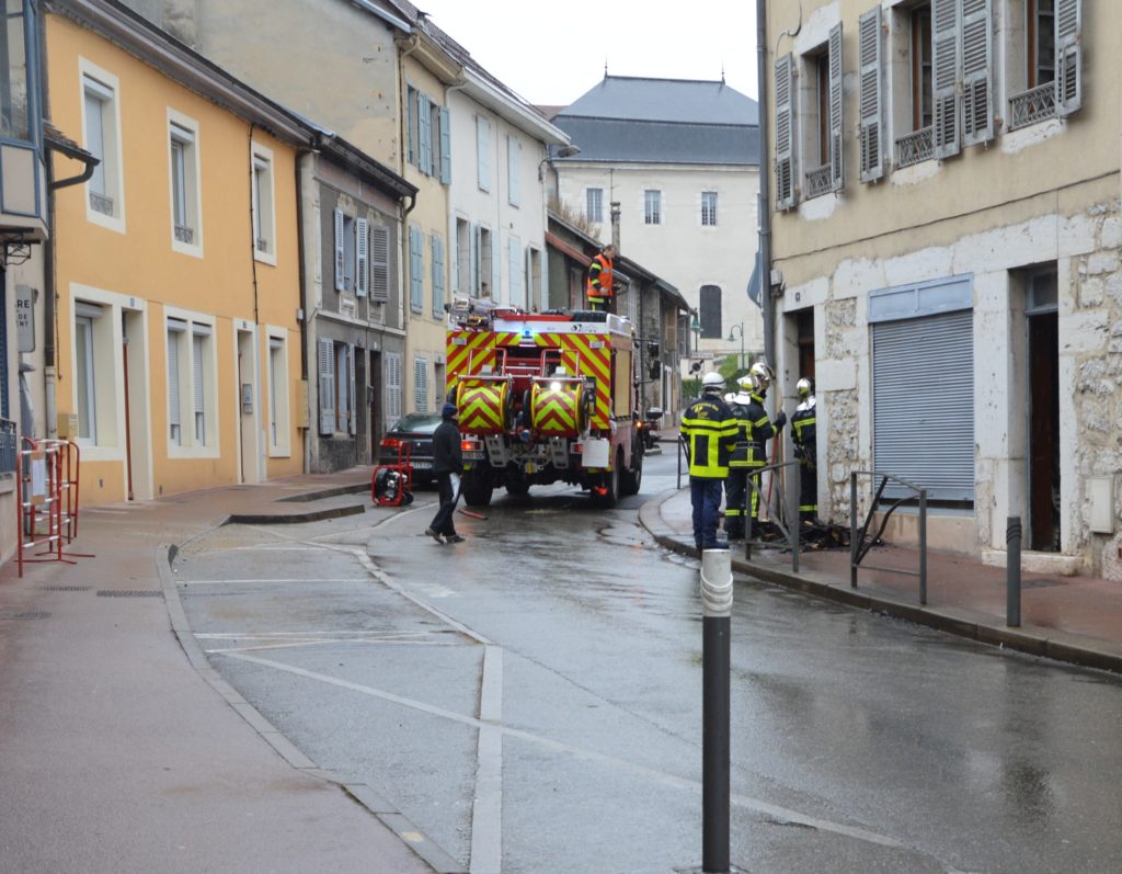 faits divers belley incendie ballad et vous