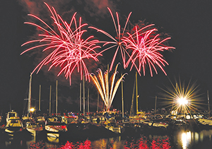 feu-artifice-lac ©Kevin Elmidoro