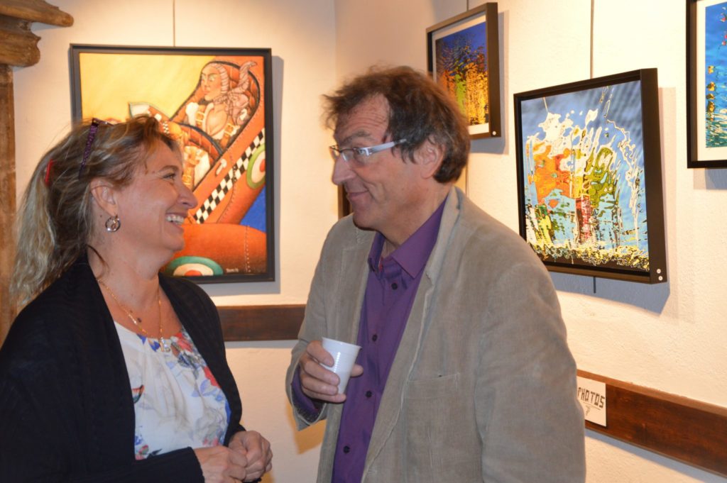 perouges-les-orgres-de-papier-belley-ballad-et-vous-le-maire