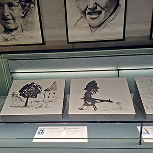 Izieu-Dessins-dans-la-galerie-ballad-et-vous